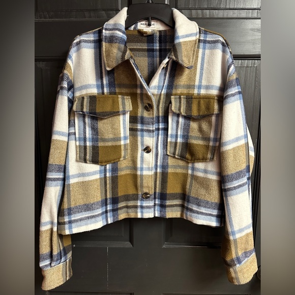 For The Republic Jackets & Blazers - For the Republic Cropped Brown, Blue, White Plaid Flannel Shacket Women’s Sz XL